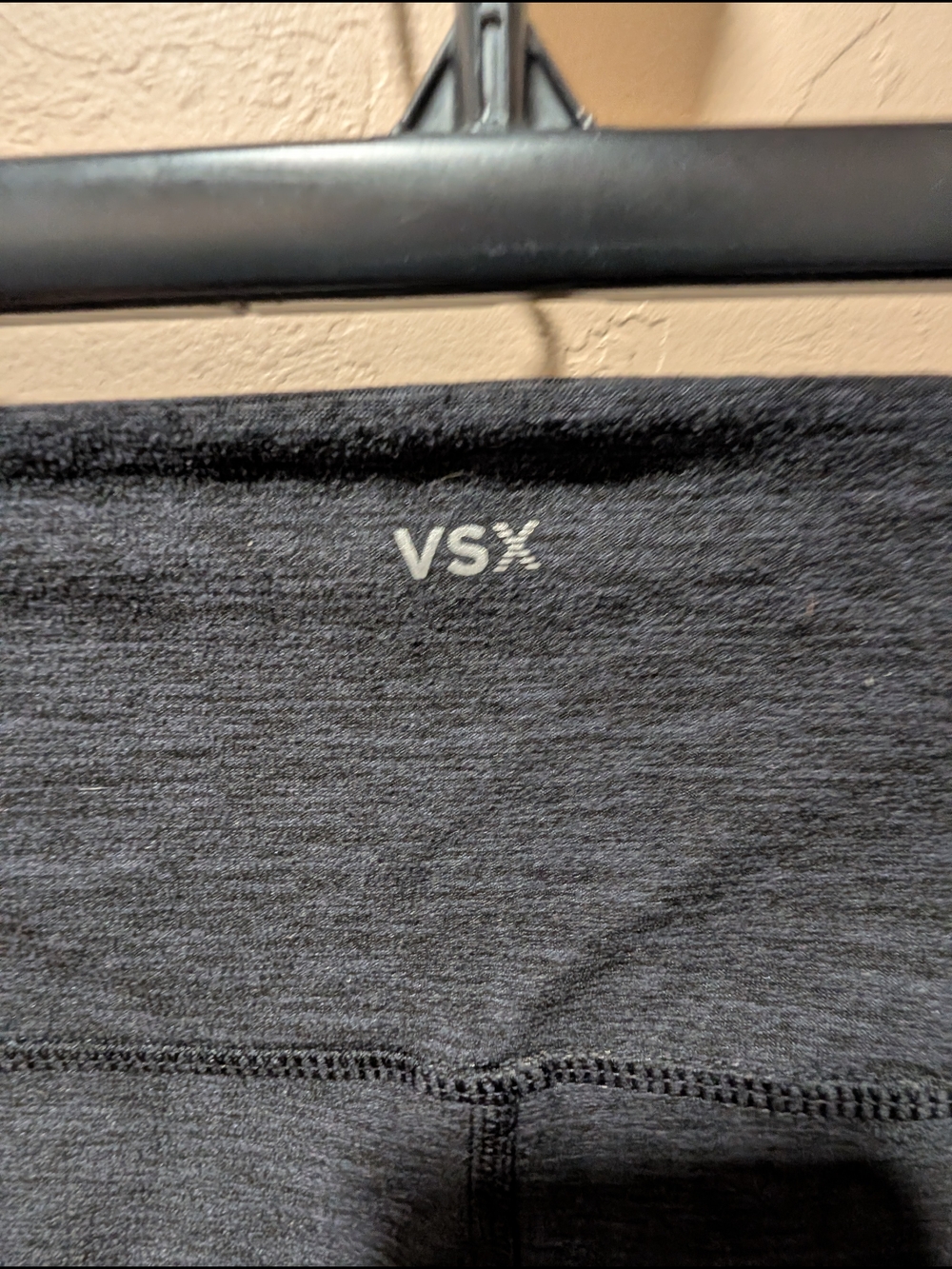 Victoria's Secret Dark Charcoal Heathered Capri Leggings with Side Pockets Large - Picture 4 of 6